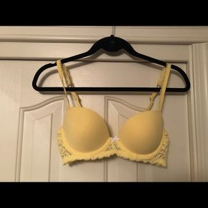 Gilly Hicks Lightly Lined Demi Bra 36B